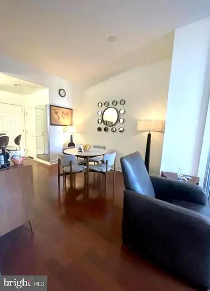 1600 ARCH ST #1411, Philadelphia, PA 19103