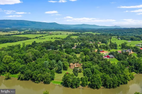 Shenandoah, VA 22849,127 N WEST TURN