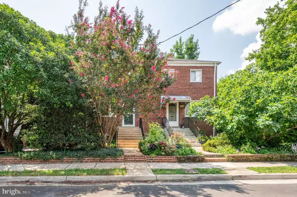 Alexandria, VA 22301,405 E HOWELL AVE