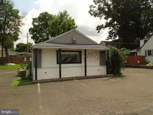 Feasterville Trevose, PA 19053,131 W STREET RD W