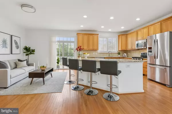 Fairfax, VA 22030,12582 BIRKDALE WAY