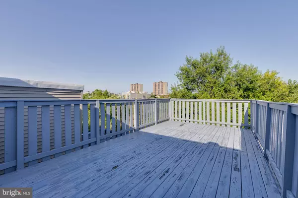 Philadelphia, PA 19133,2554 N 8TH ST #2