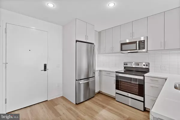 Philadelphia, PA 19123,569 N 5TH STREET #821