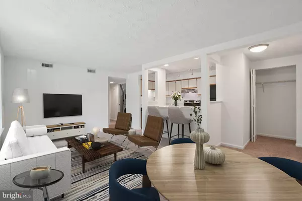 Alexandria, VA 22309,8386-C BROCKHAM DR