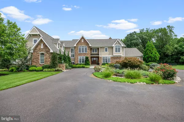 6 MEYERS CREEK CT, Sewell, NJ 08080