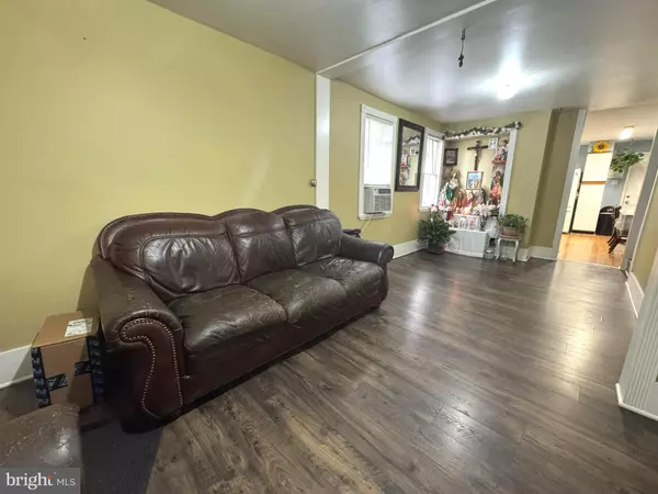 Palmyra, NJ 08065,279-281 ARCH ST