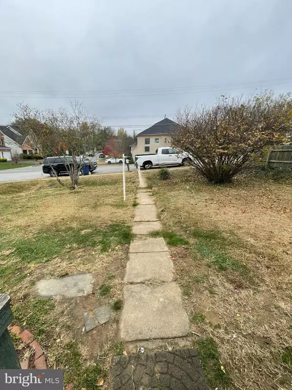 Falls Church, VA 22041,5715 MAGNOLIA LN