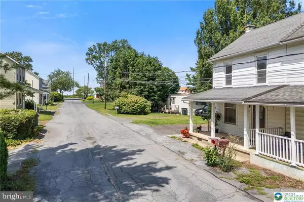 Mertztown, PA 19539,9 JEFFERSON ST