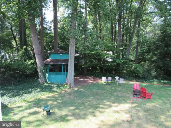 Arlington, VA 22213,2910 N WESTMORELAND ST