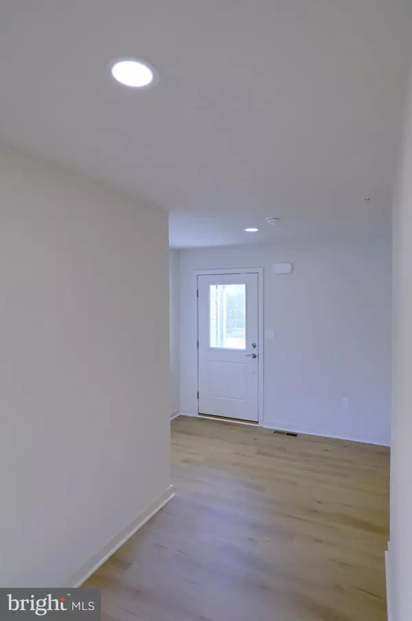 Harrisburg, PA 17112,7250 WHITE OAK BLVD