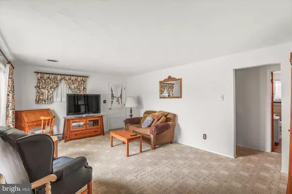 Mount Wolf, PA 17347,5280 BOARD RD