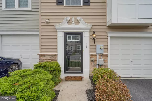 Falling Waters, WV 25419,84 NORWOOD DR