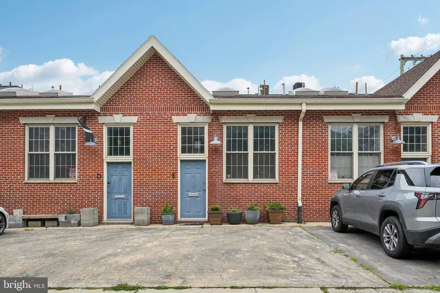 1301 N FRONT ST #E, Philadelphia, PA 19122