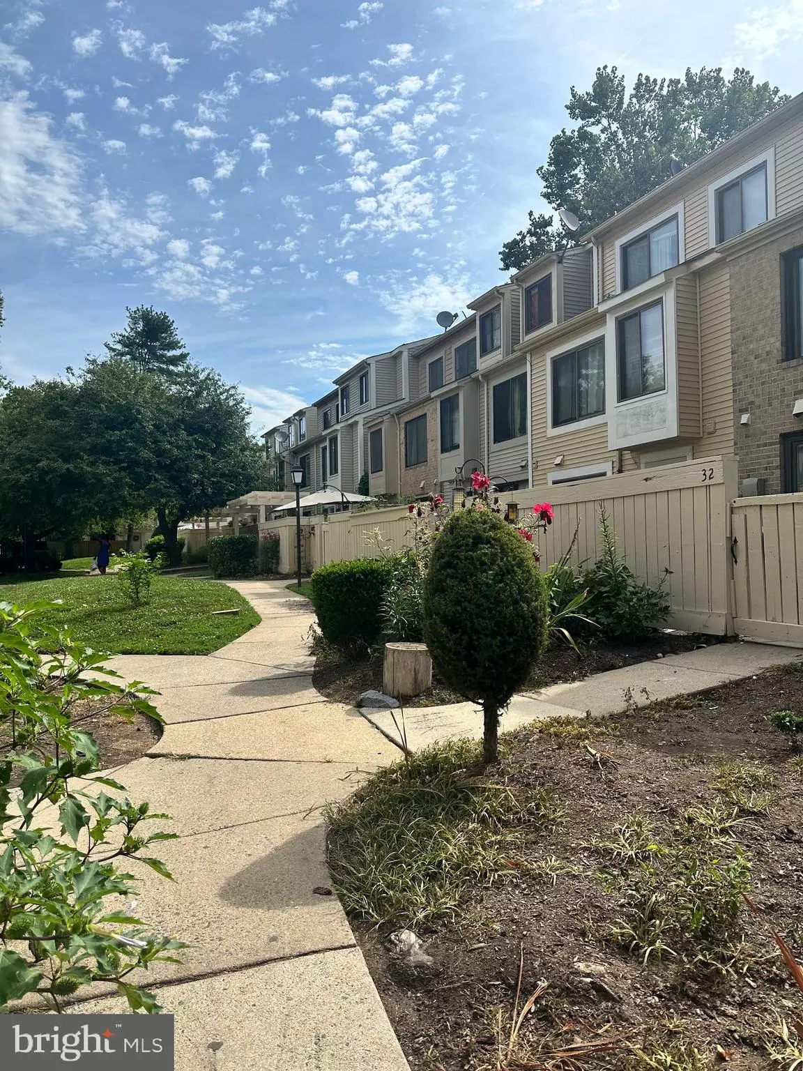 Montgomery Village, MD 20886,24 WELBECK CT