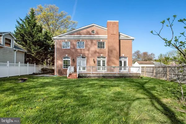 Arlington, VA 22204,1615 S OAKLAND ST