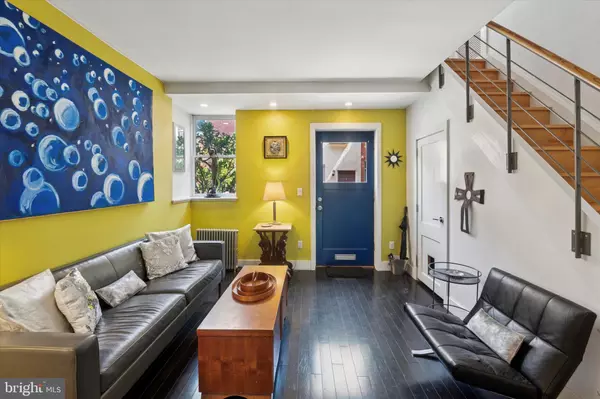 Philadelphia, PA 19147,926 KIMBALL ST