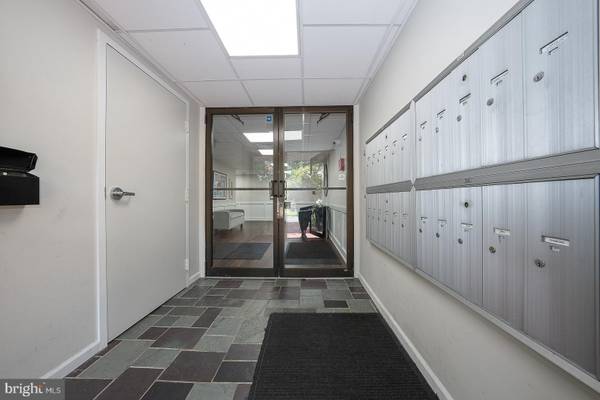 Bryn Mawr, PA 19010,103-B SUMMIT DR ##B