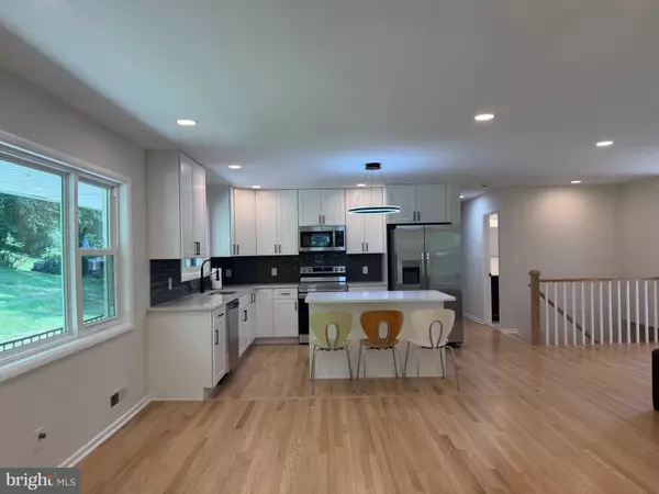 Pikesville, MD 21208,1306 PINE RIDGE LN