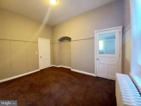Philadelphia, PA 19104,925 BELMONT AVE