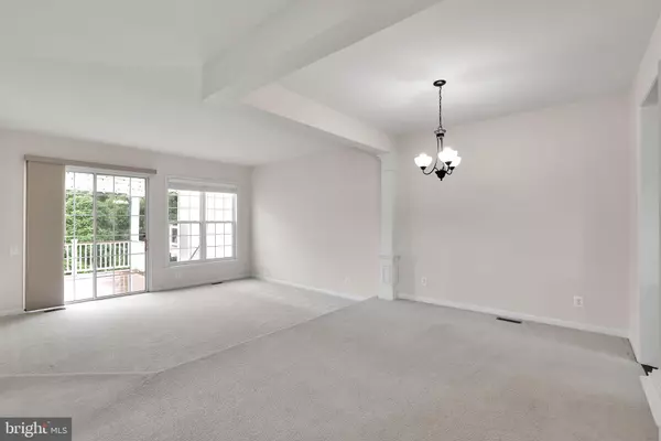 Ashburn, VA 20148,22676 SIMONET BLANC TER