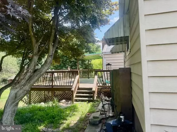 Shenandoah, PA 17976,225-227 FURNACE ST