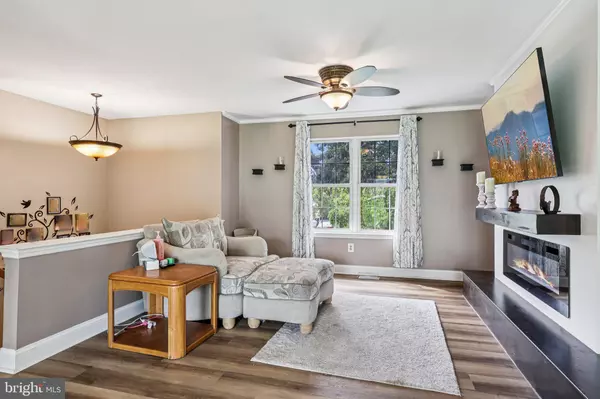 Douglassville, PA 19518,302 W WELSH DR