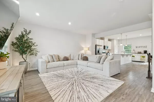 Stafford, VA 22554,103 CREST CT