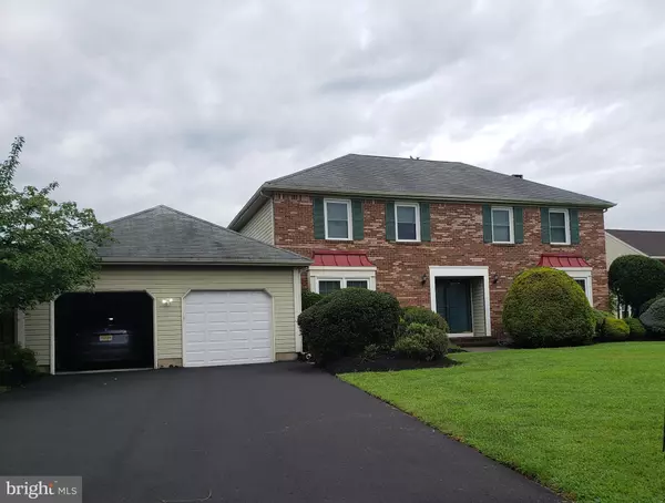11 GLENGARRY WAY, West Windsor, NJ 08550