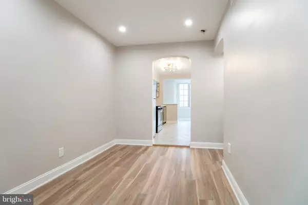 Washington, DC 20012,300 ASPEN ST NW #202