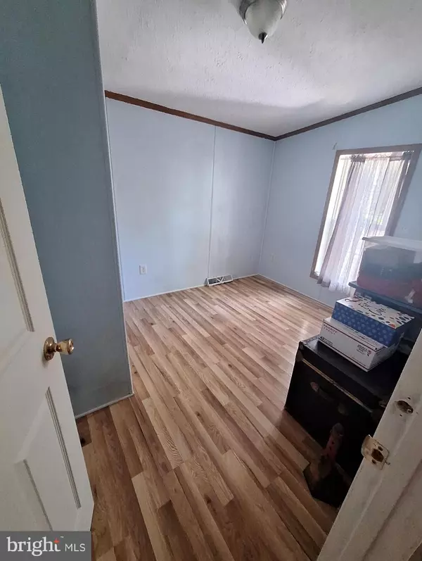 Phoenixville, PA 19460,8 ROSEWOOD LN