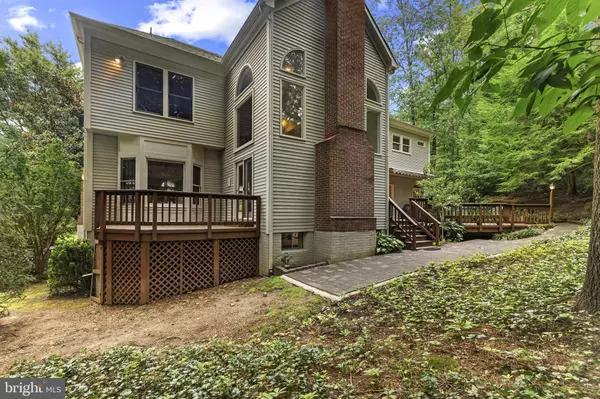 Alexandria, VA 22308,1201 ESSEX MANOR CT