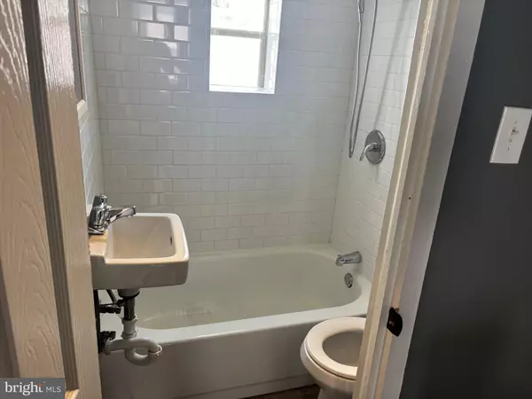 Philadelphia, PA 19134,3190 WEIKEL ST