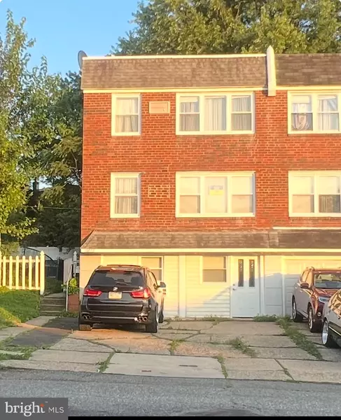10833 LOCKART RD, Philadelphia, PA 19116