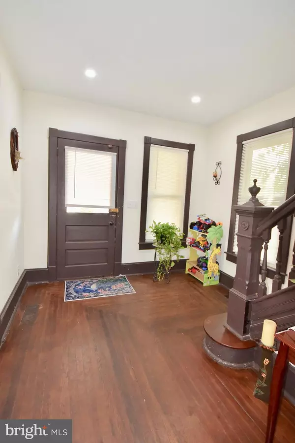 Seaford, DE 19973,322 N PINE ST