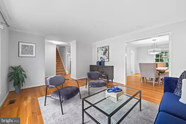 Vienna, VA 22182,8304 FORESTREE CT