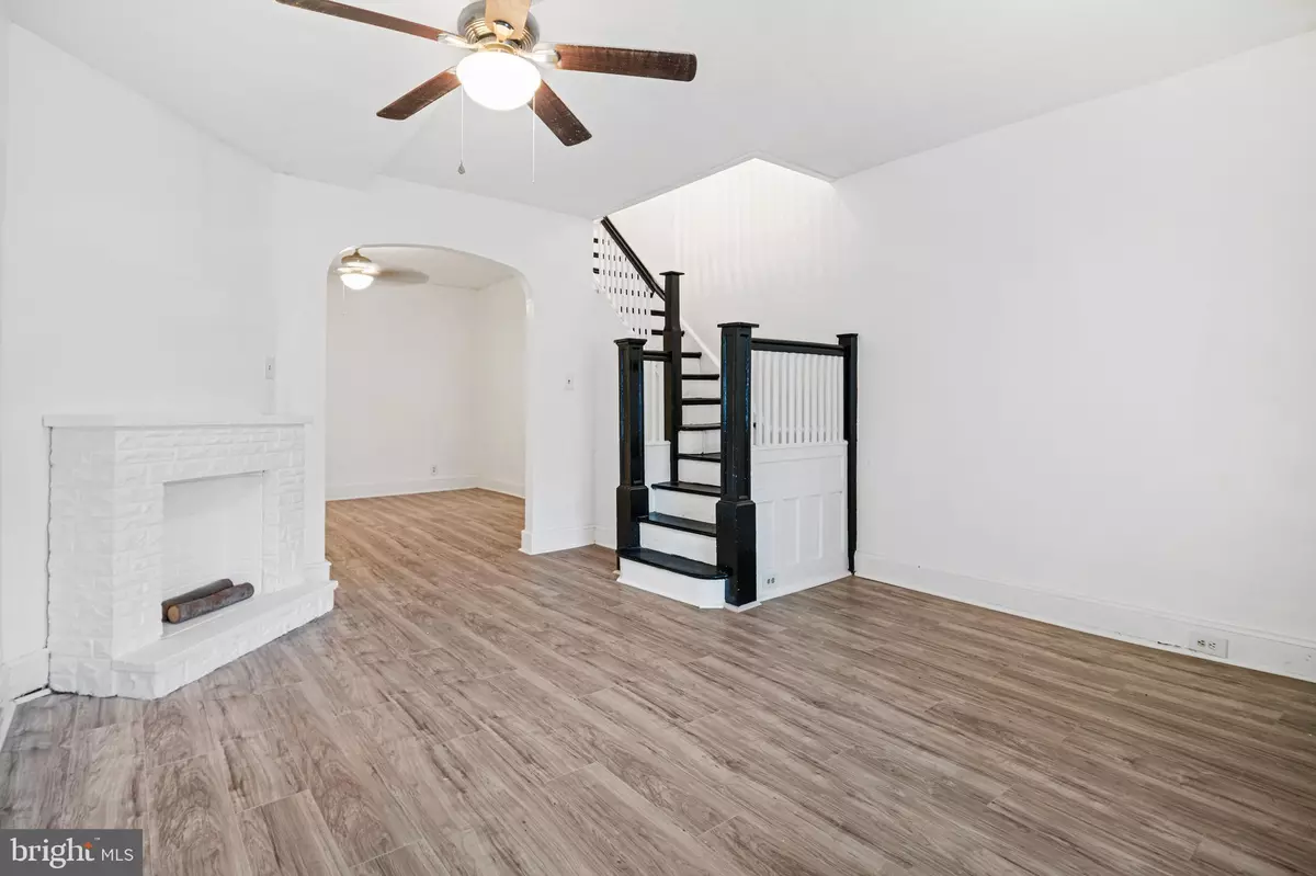 Philadelphia, PA 19143,2023 S 57TH ST