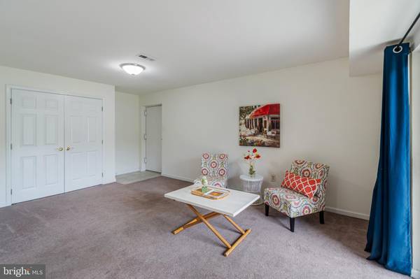Glen Burnie, MD 21060,106 MOUNTAIN RD #1A
