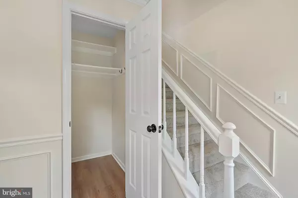 Chantilly, VA 20151,13430 BLACK GUM CT