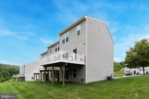 Downingtown, PA 19335,1819 HONEYSUCKLE CT