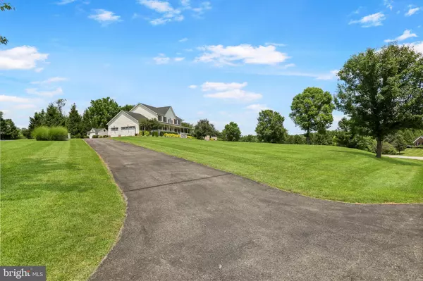 Charles Town, WV 25414,832 EASTLAND DR