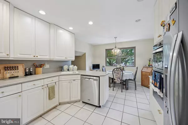Richboro, PA 18954,379 GLEN MEADOW RD