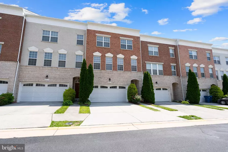 22672 FLOWING SPRING SQ, Brambleton, VA 20148