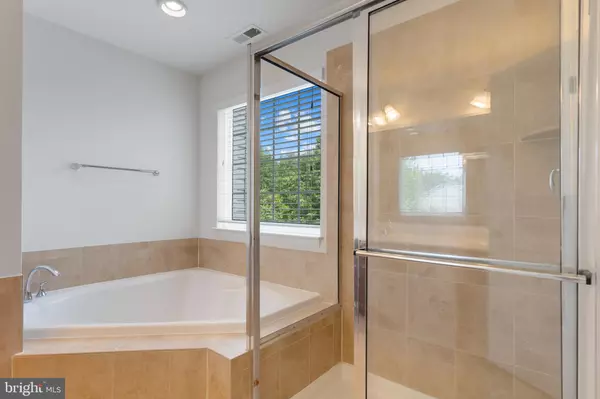 Brambleton, VA 20148,22672 FLOWING SPRING SQ