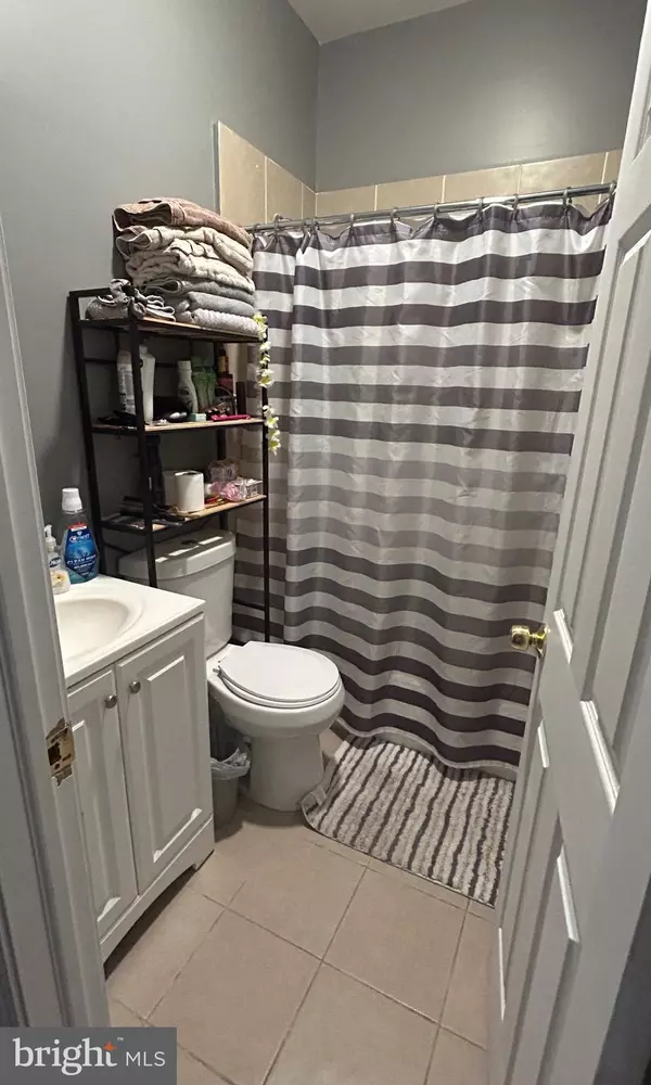 Harrisburg, PA 17110,228 EMERALD ST