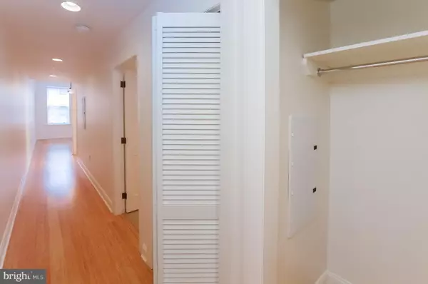 Philadelphia, PA 19102,1518 SPRUCE ST #4A