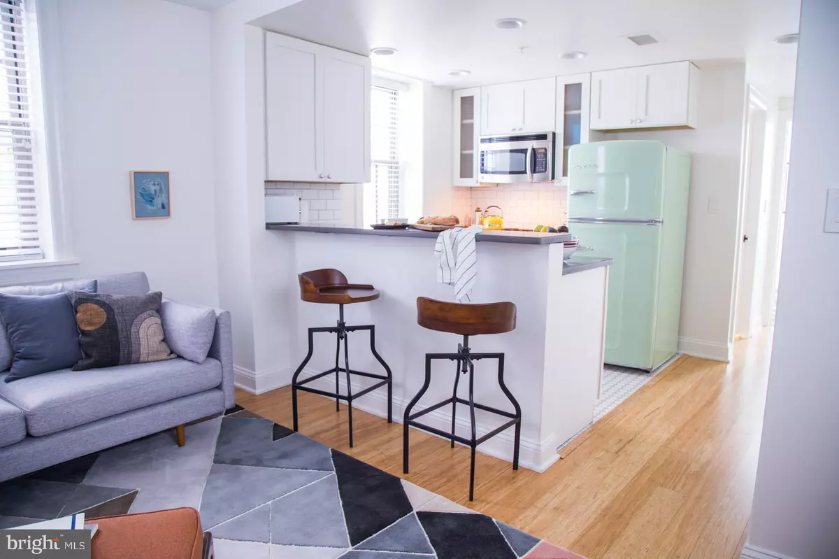 Philadelphia, PA 19102,1518 SPRUCE ST #2C