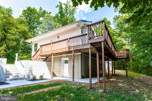 Charlotte Hall, MD 20622,13495 BUDDS CREEK ROAD #B