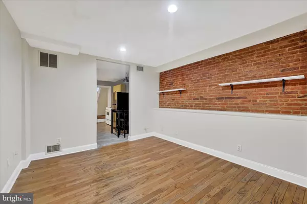 Baltimore, MD 21231,2214 FLEET ST