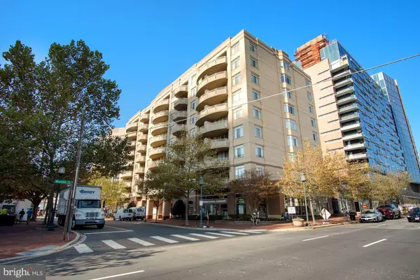 Bethesda, MD 20814,4801 FAIRMONT AVE #213