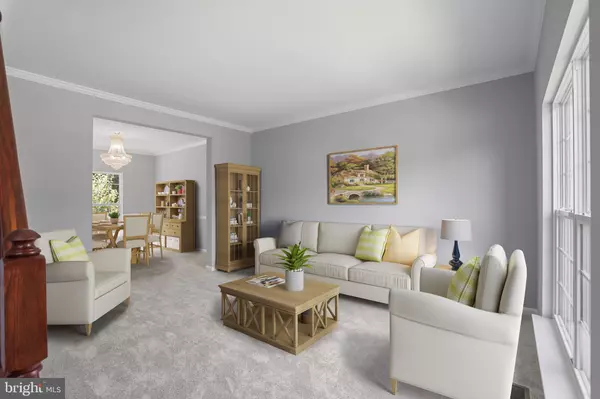 Woodbridge, VA 22193,5319 DAYBREAK LN